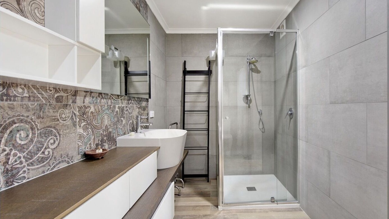 Photo of Bathroom in Coomoora