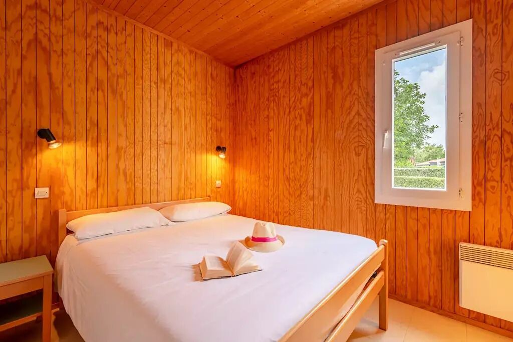 Photo of Bedroom in Saint-Vincent-sur-Jard