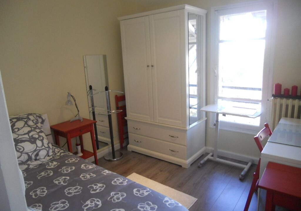 Photo of Bedroom in Carrieres-sur-Seine