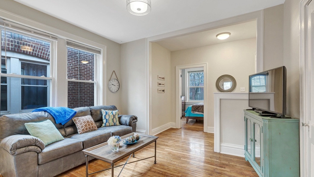 Photo of Bedroom in Southwest Garden