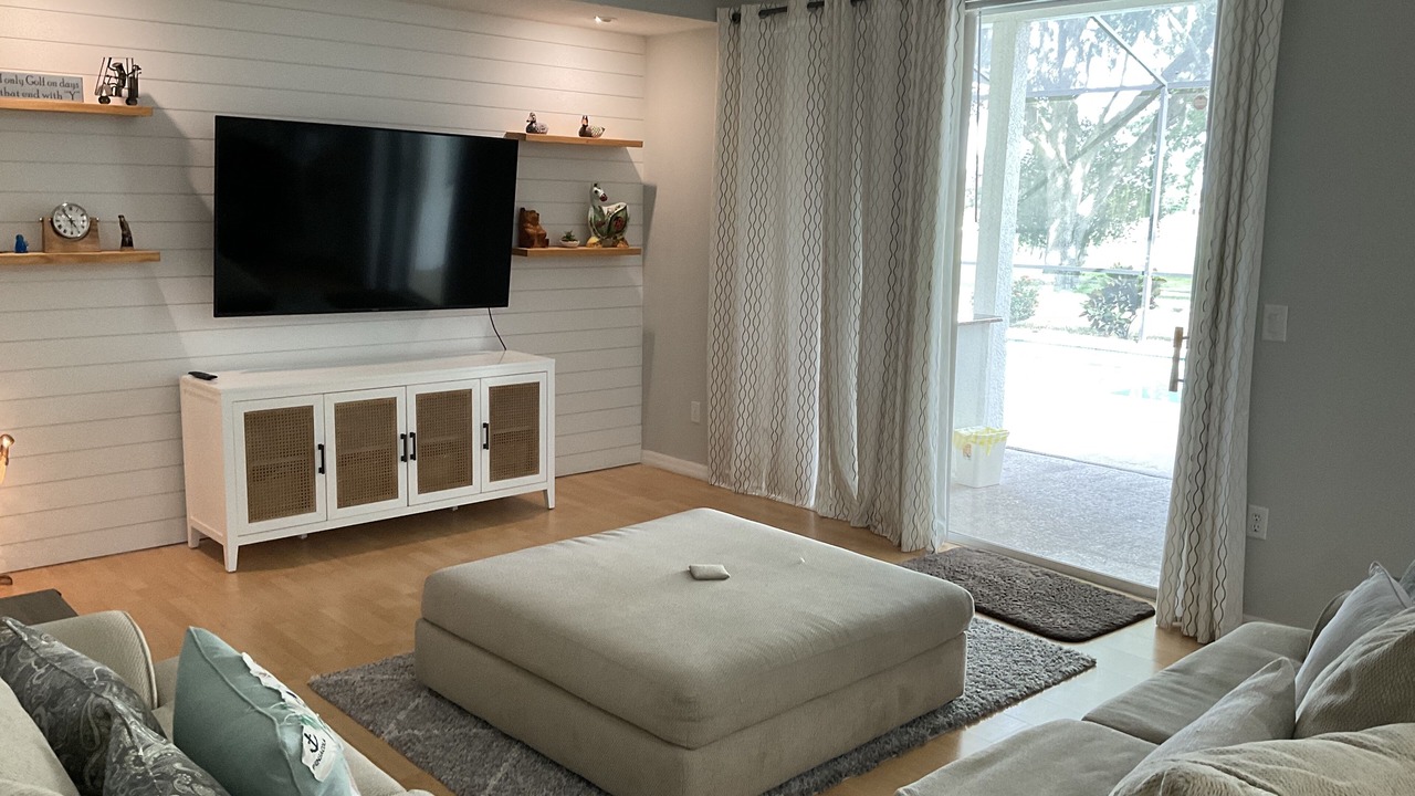 Photo of Bedroom in Ridgewood Lakes