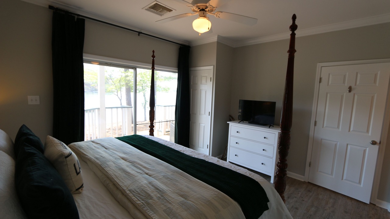 Photo of Bedroom in Dadeville