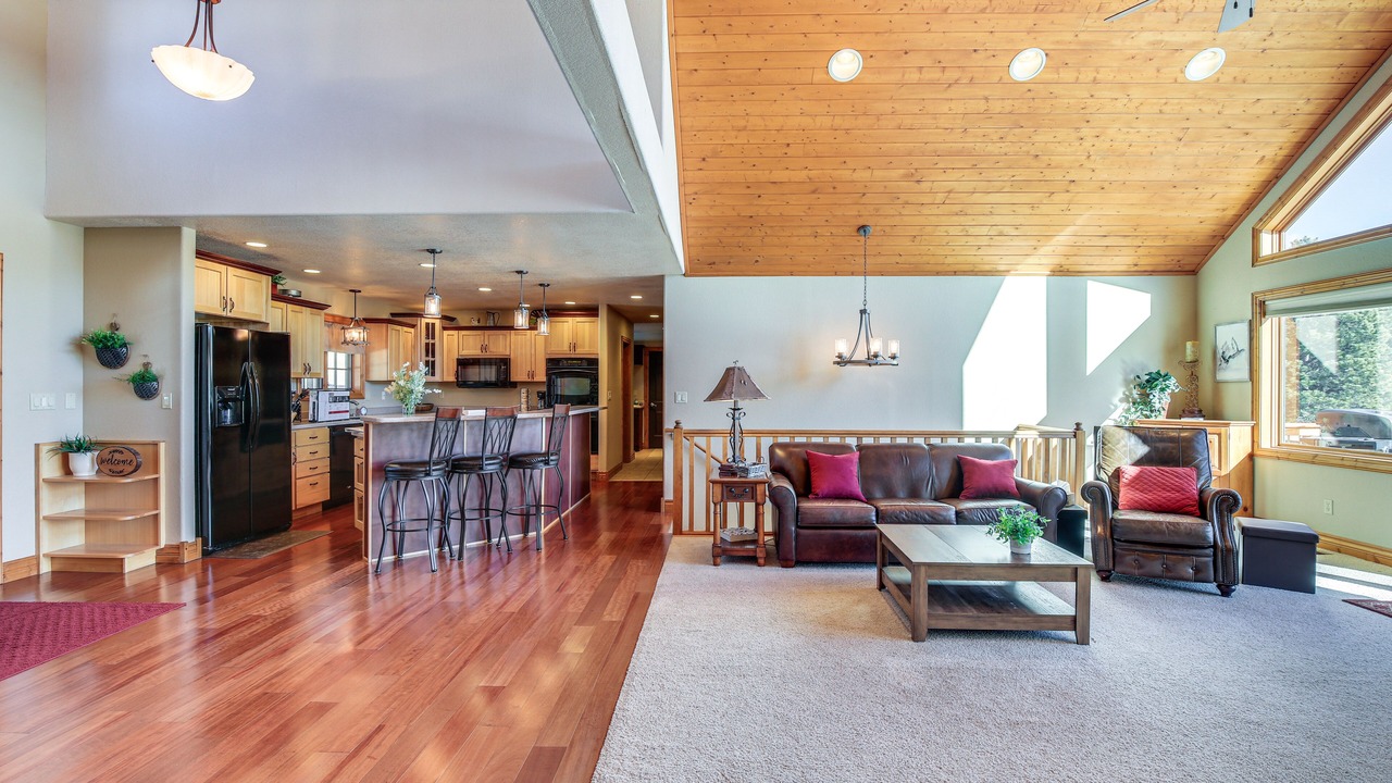 Photo of Bedroom in Hermosa