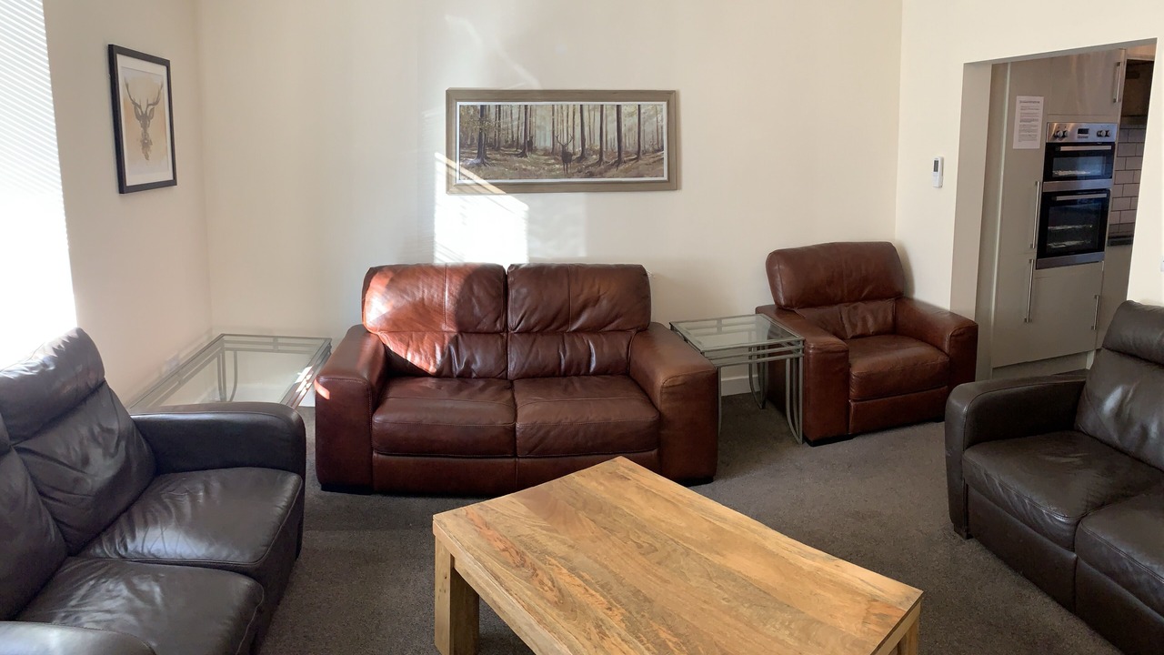 Photo of Livingroom in Elgin