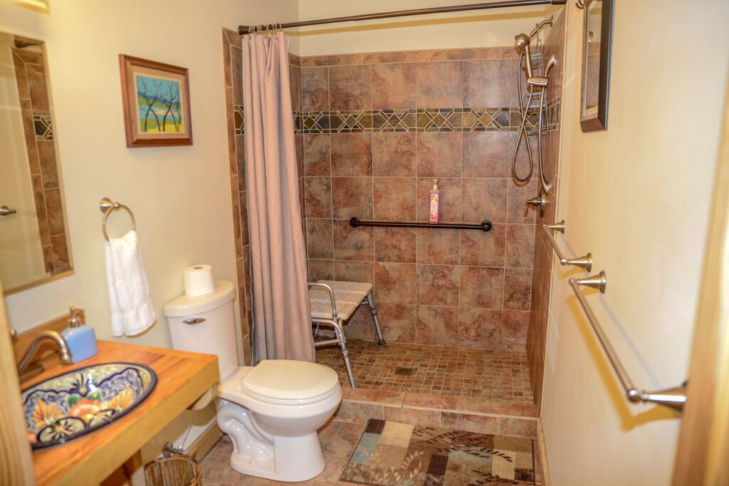 Photo of Bathroom in Gerton
