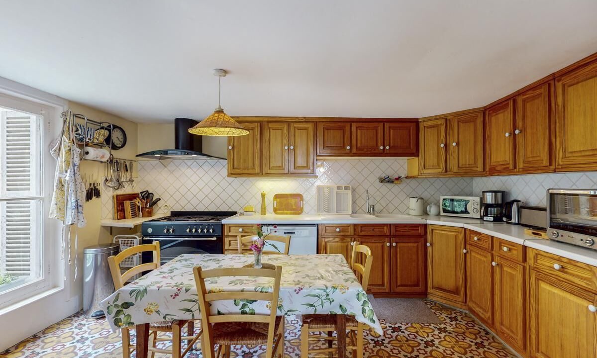 Photo of Kitchen in Saint-Jean-Saint-Germain