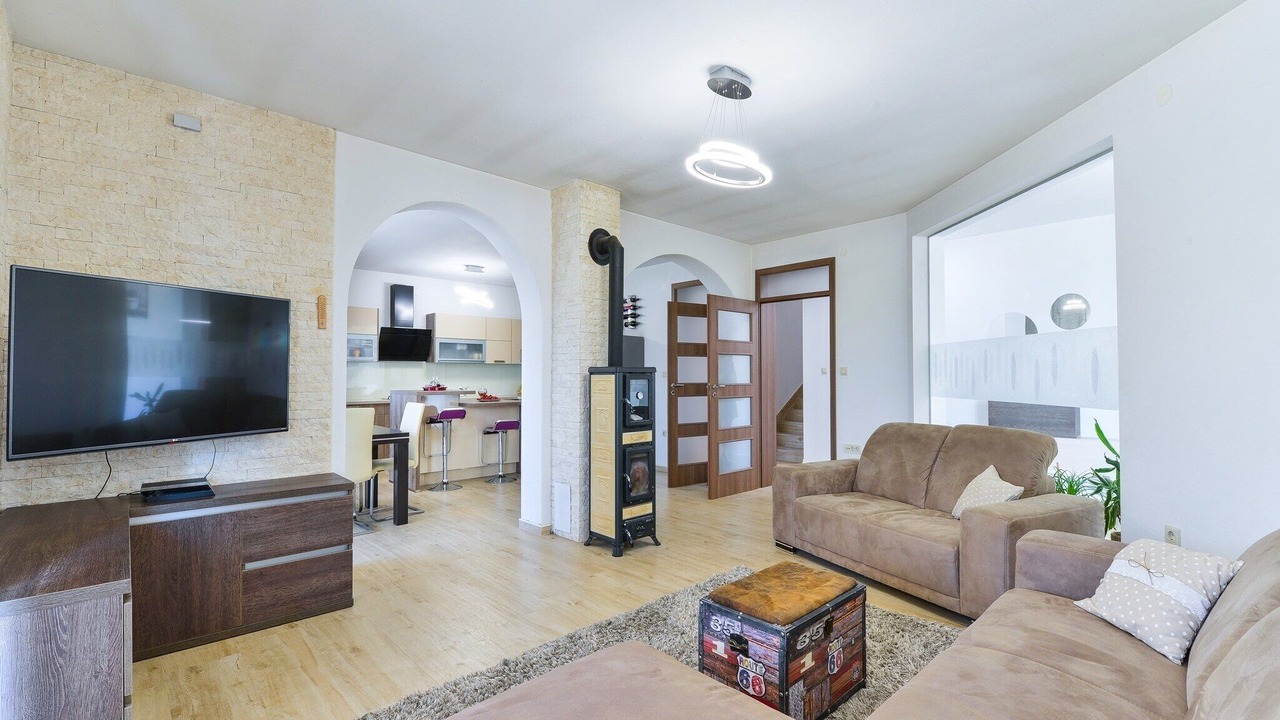 Photo of Livingroom in Pristeg