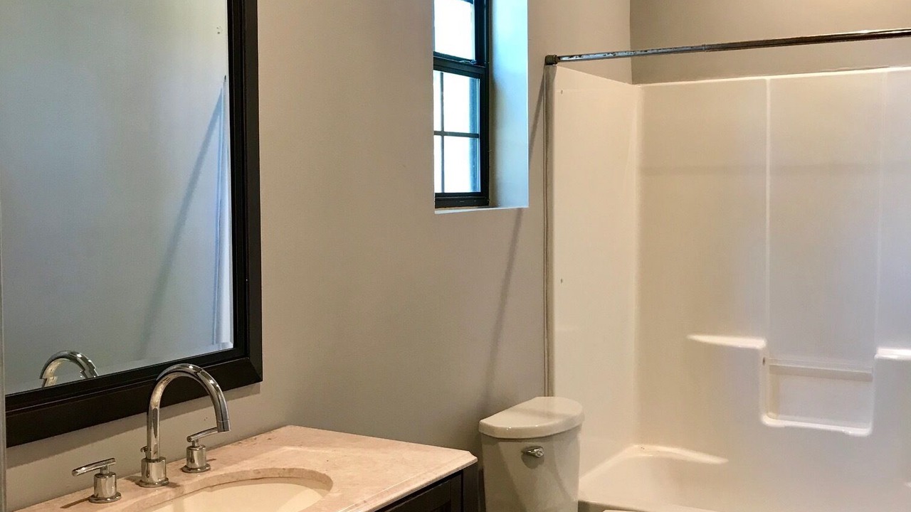 Photo of Bathroom in Keenan