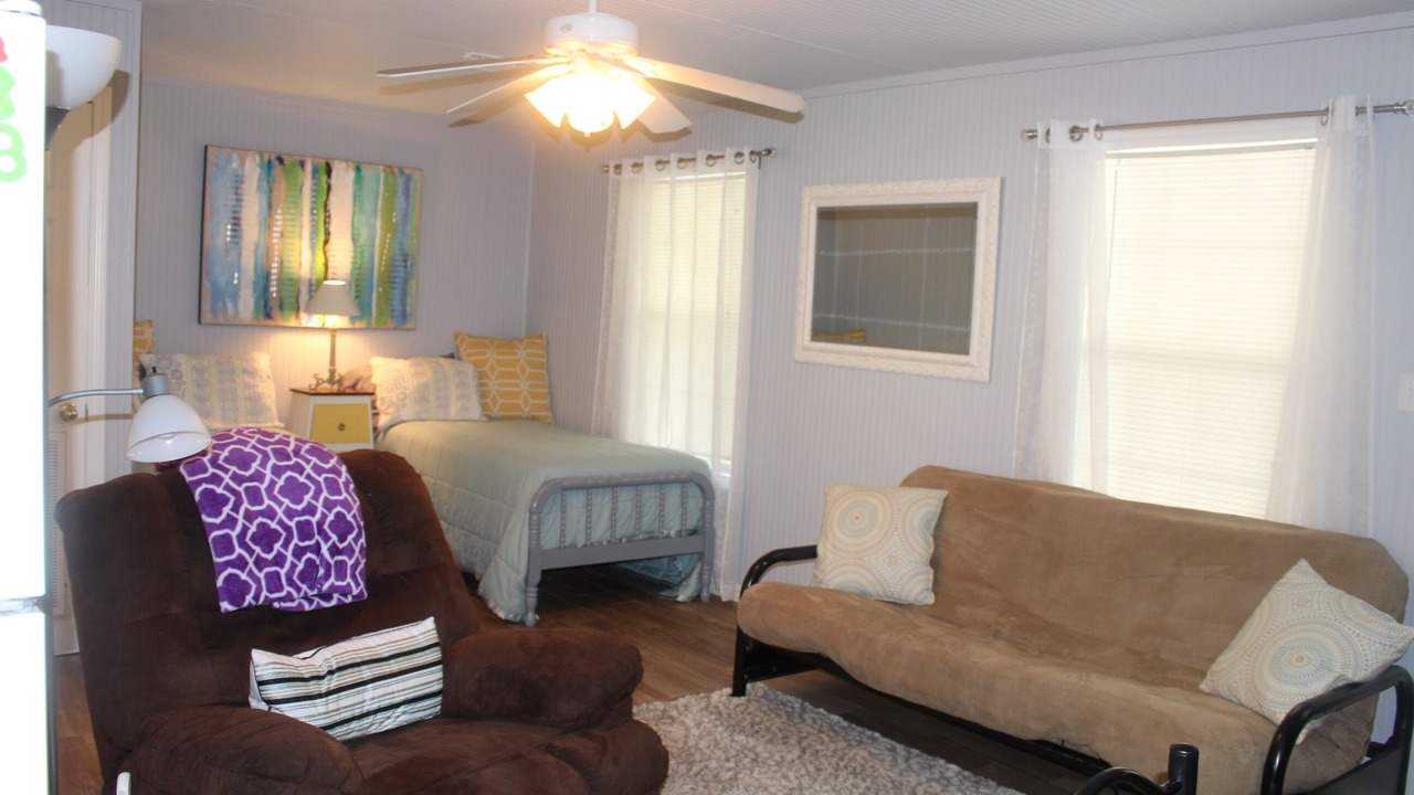 Photo of Livingroom in Chatham