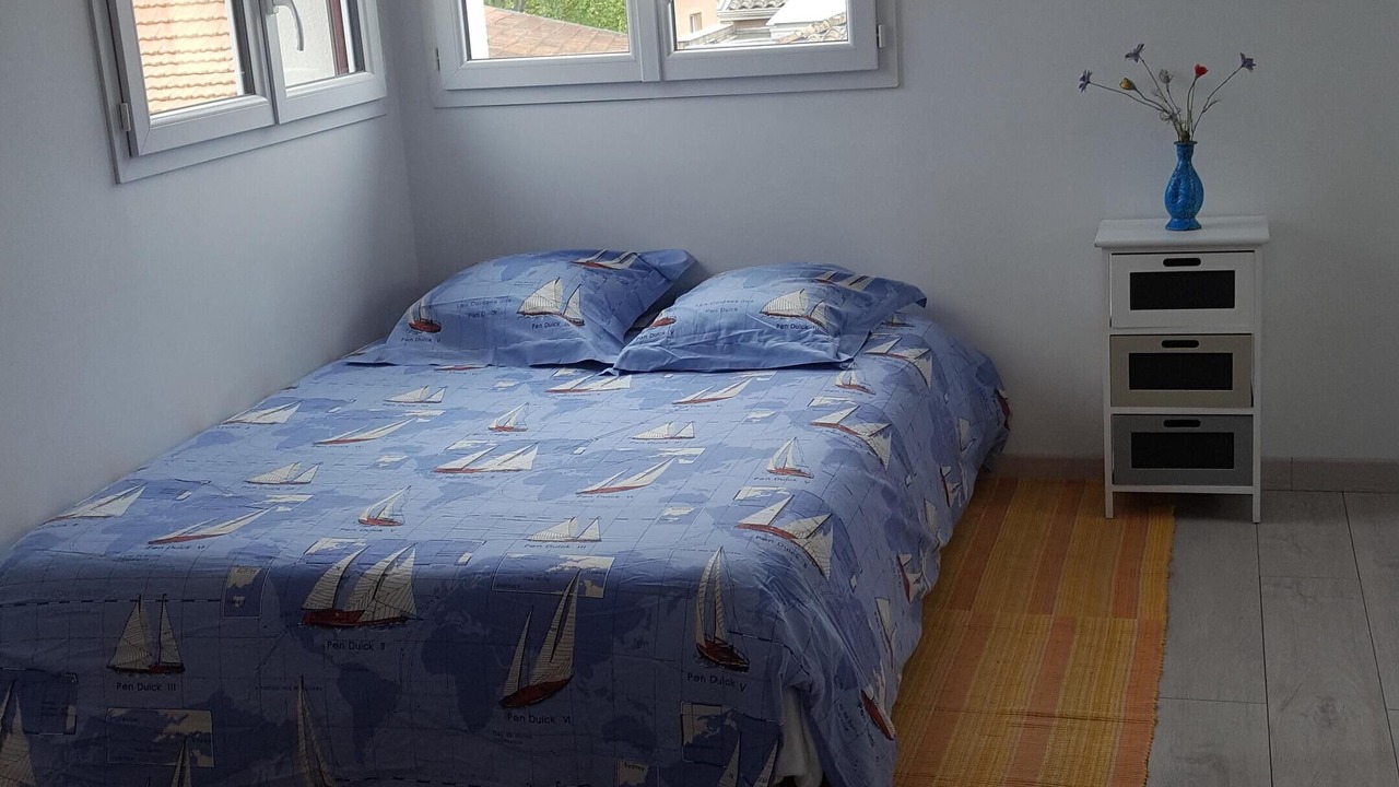 Photo of Bedroom in Andernos-les-Bains