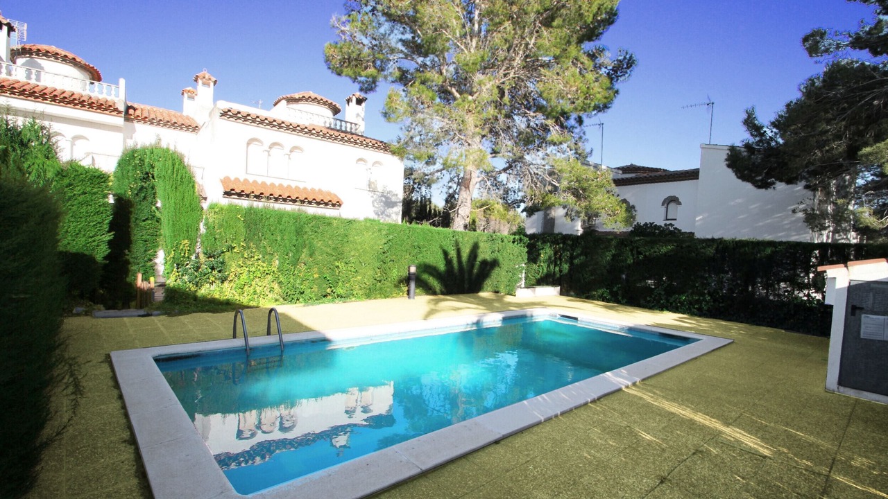 Photo of Outdoor in Miami Platja