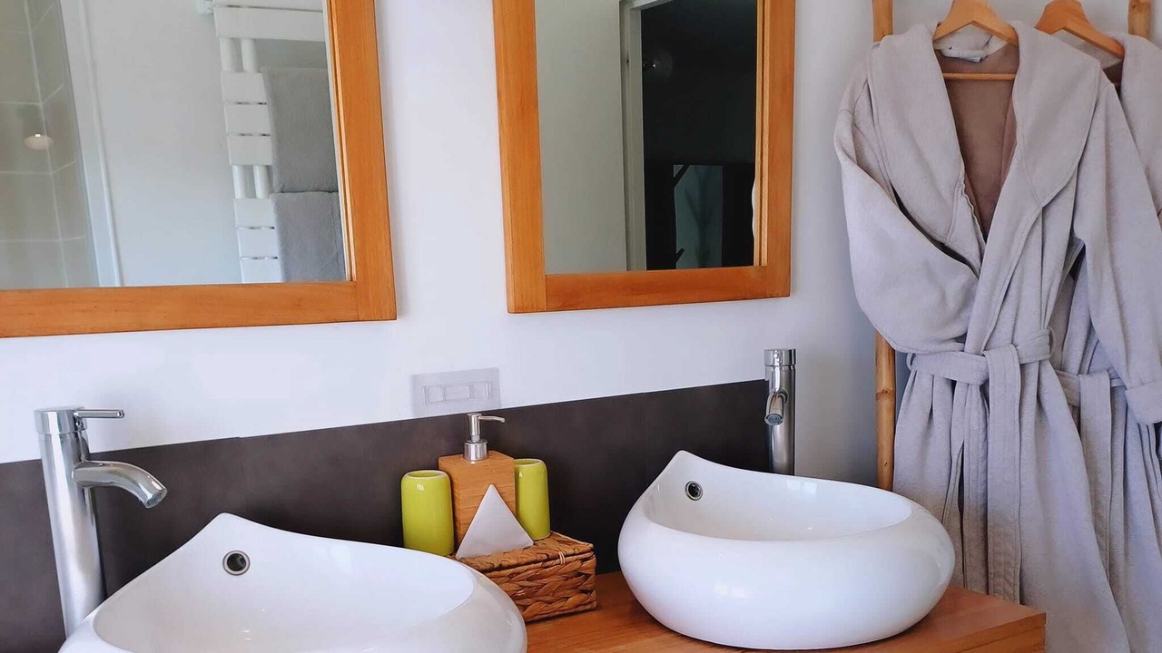 Photo of Bathroom in Unchair