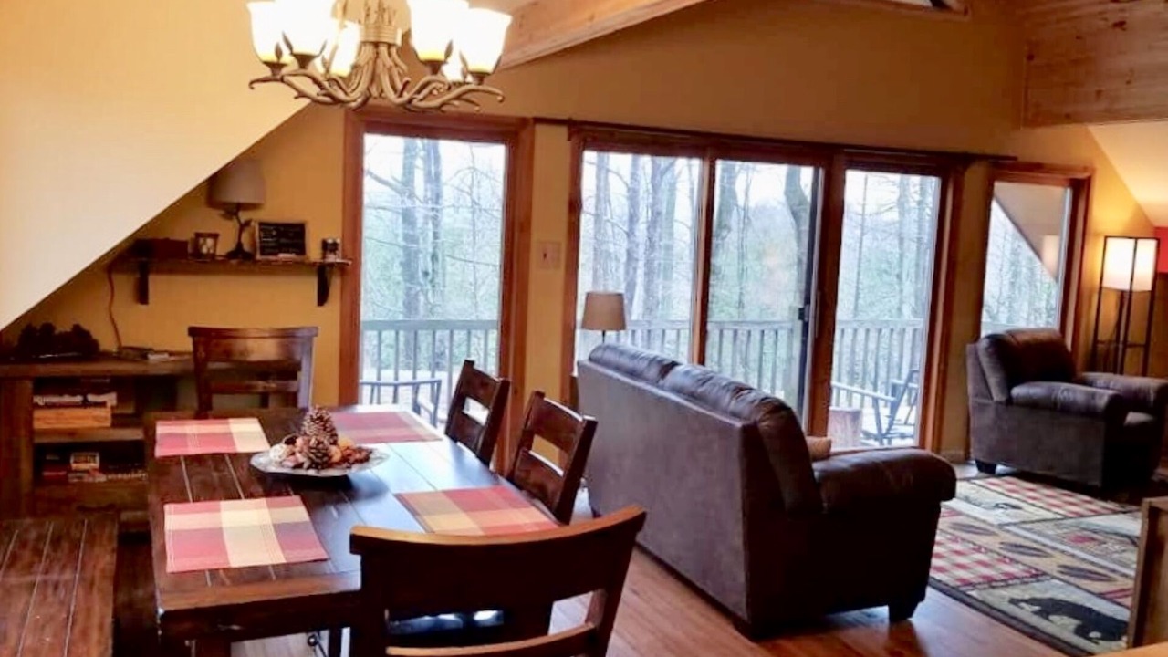 Photo of Livingroom in Thompsonville