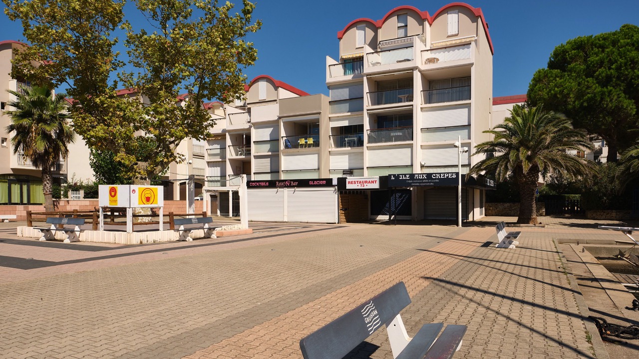 Photo of Outdoor in Port Rive Gauche