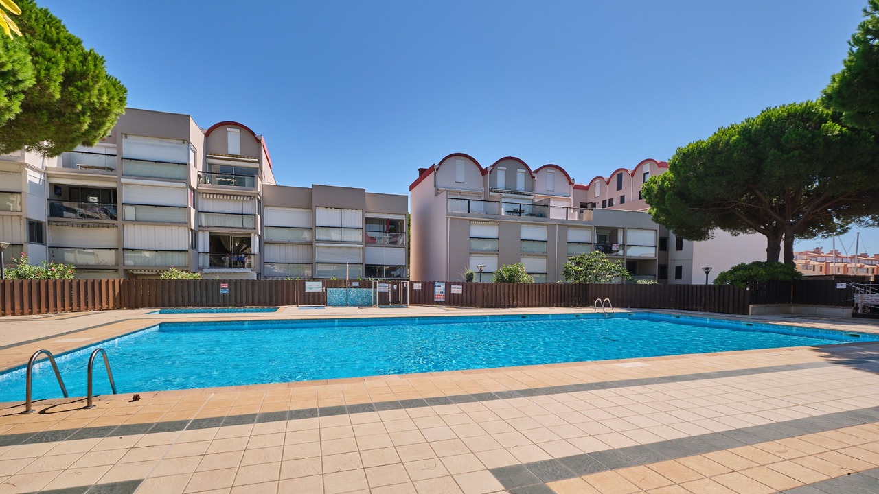 Photo of Outdoor in Port Rive Gauche