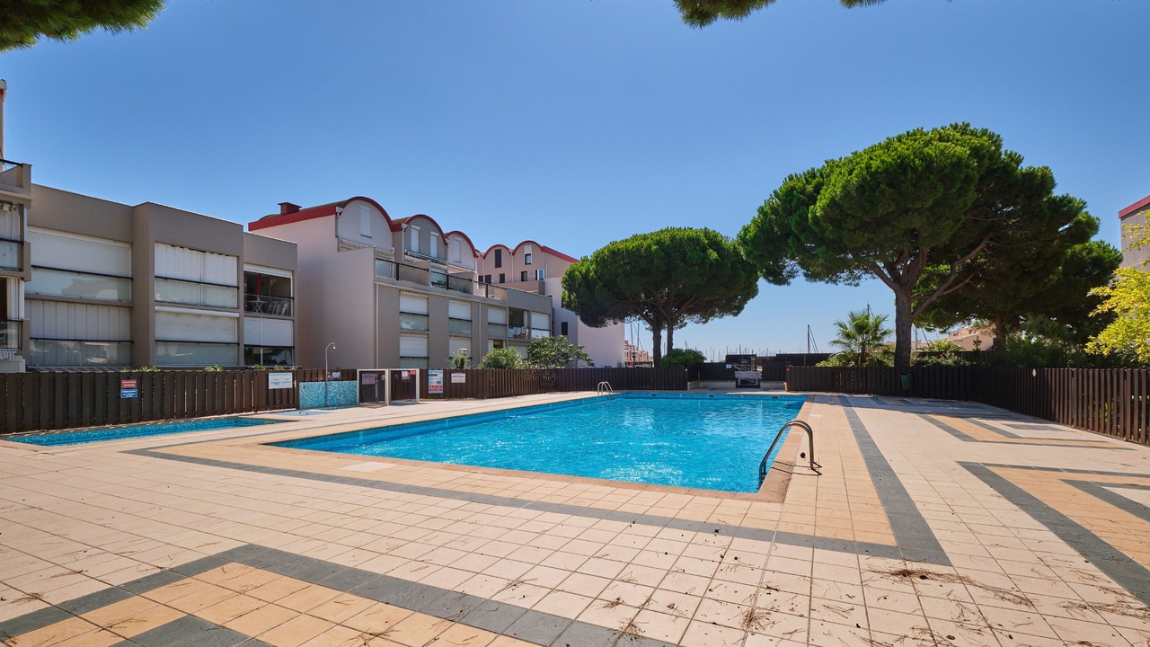 Photo of Outdoor in Port Rive Gauche