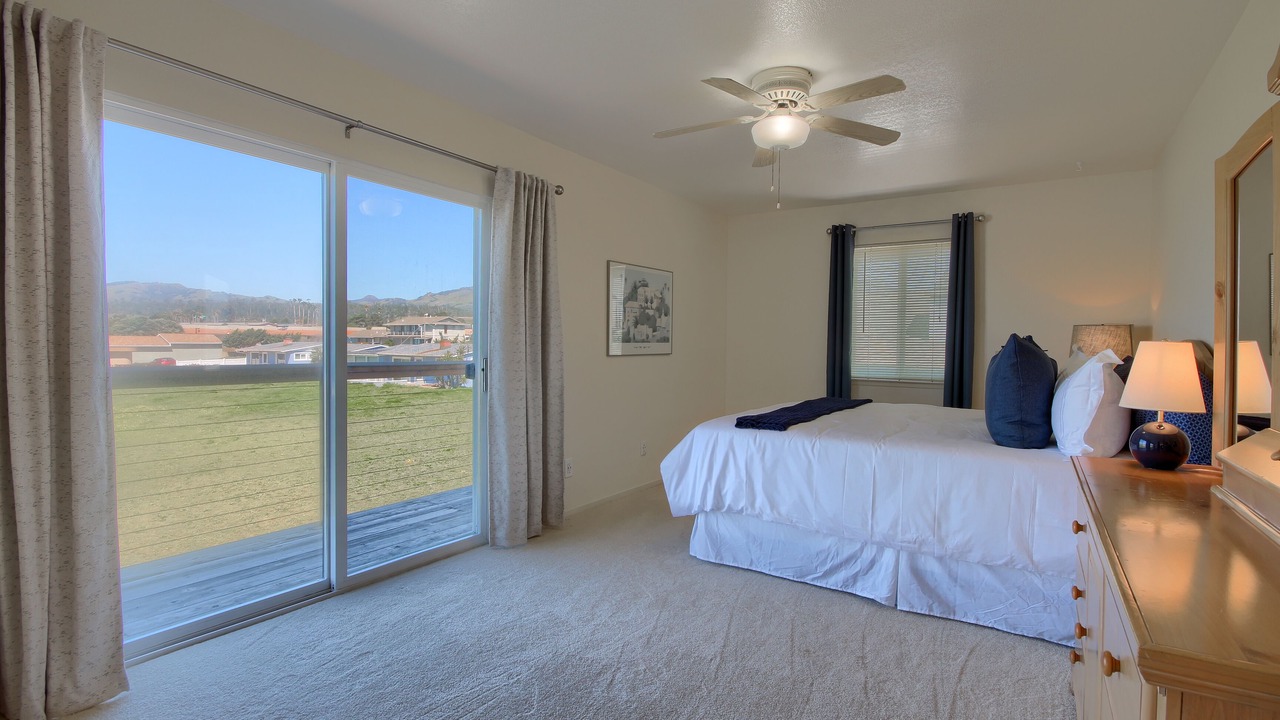 Photo of Bedroom in San Simeon
