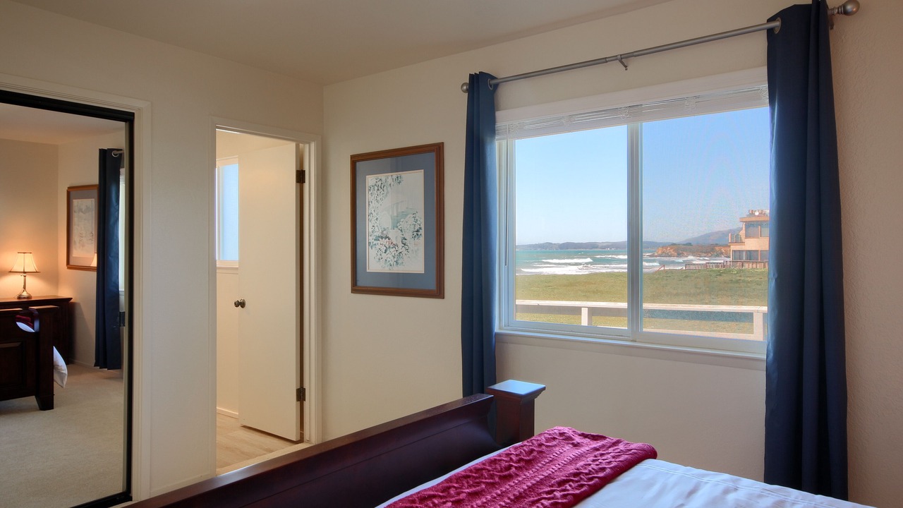 Photo of Bedroom in San Simeon