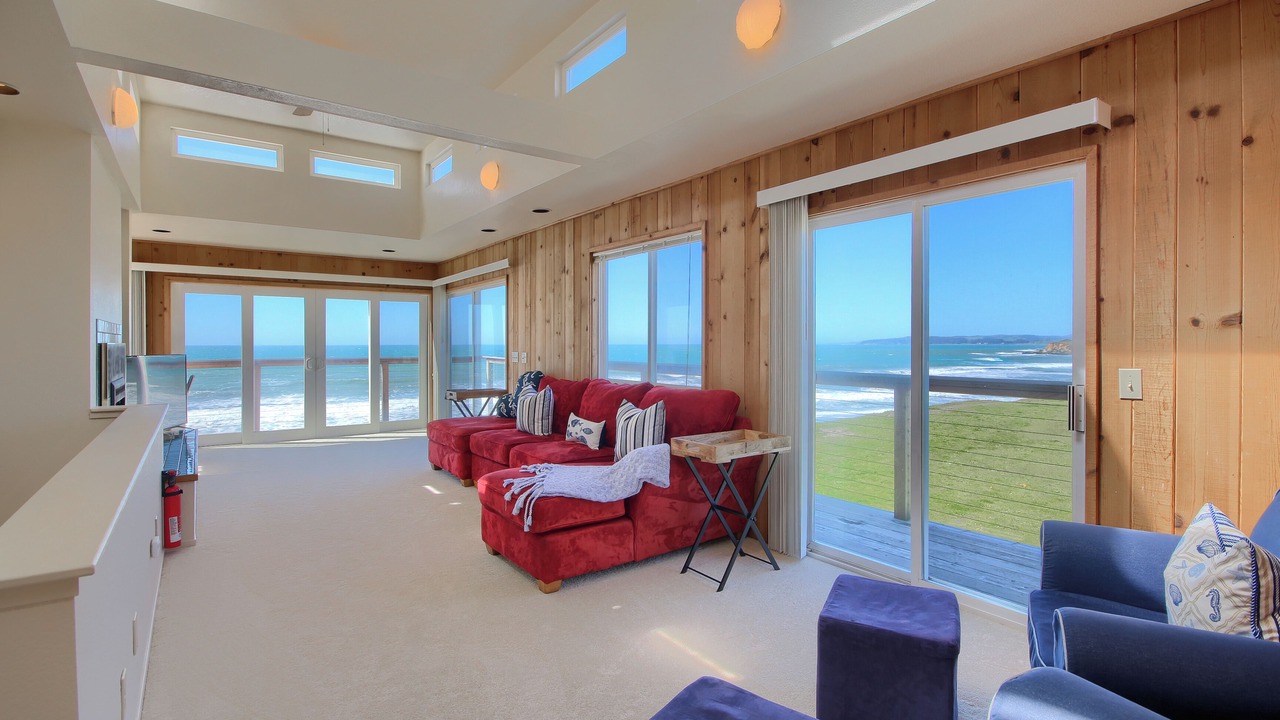 Photo of Livingroom in San Simeon