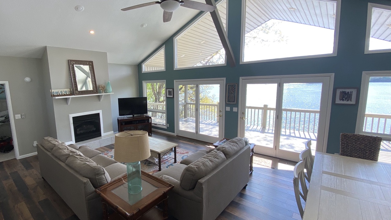 Photo of Livingroom in La Follette