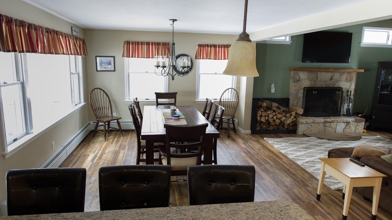 Photo of Others in Bartlett