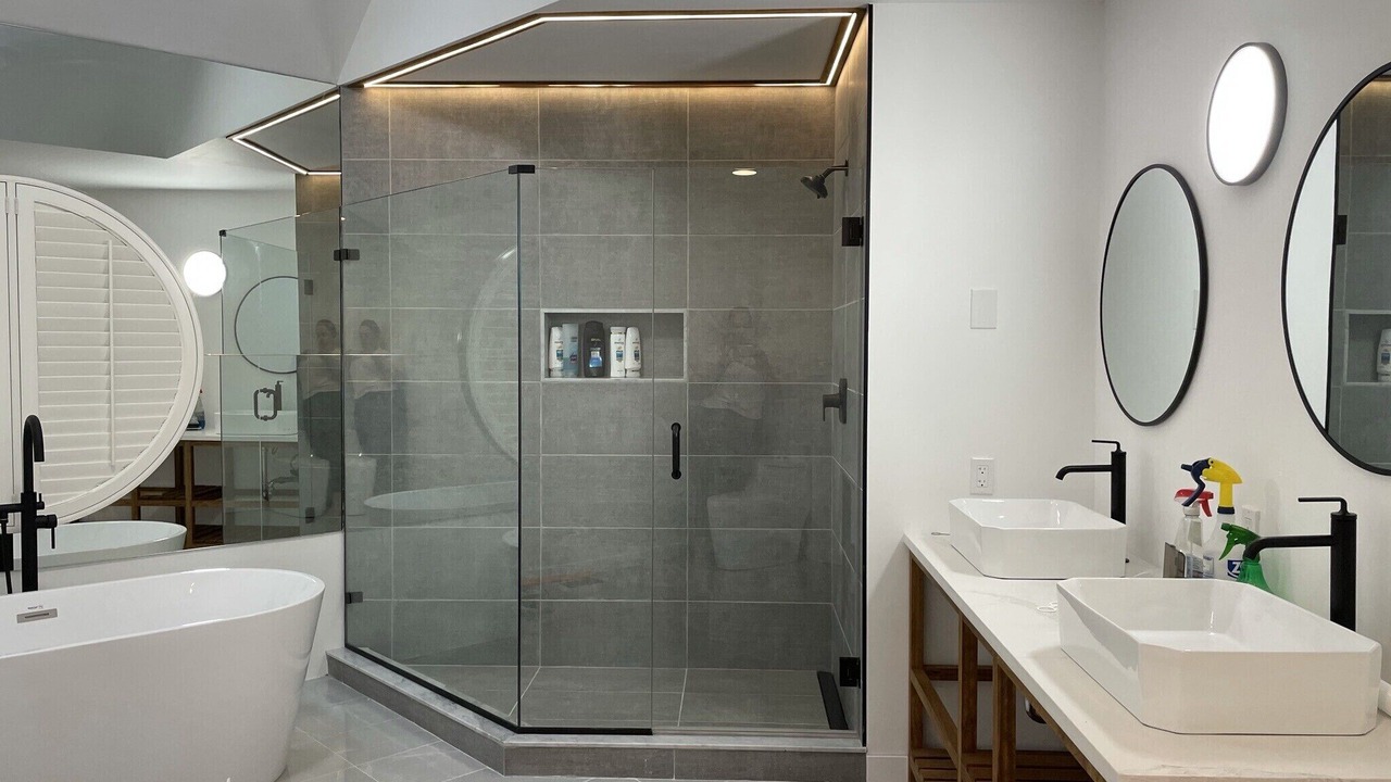 Photo of Bathroom in Northwest Harbor