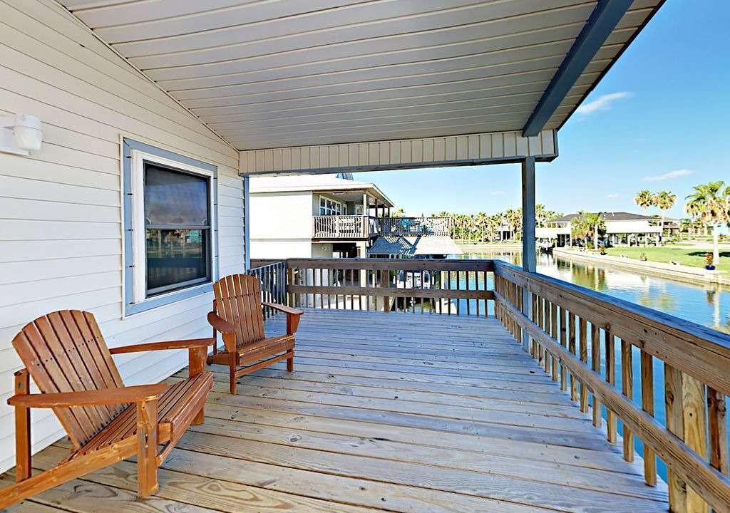 Photo of Patio Balcony in Terramar Beach