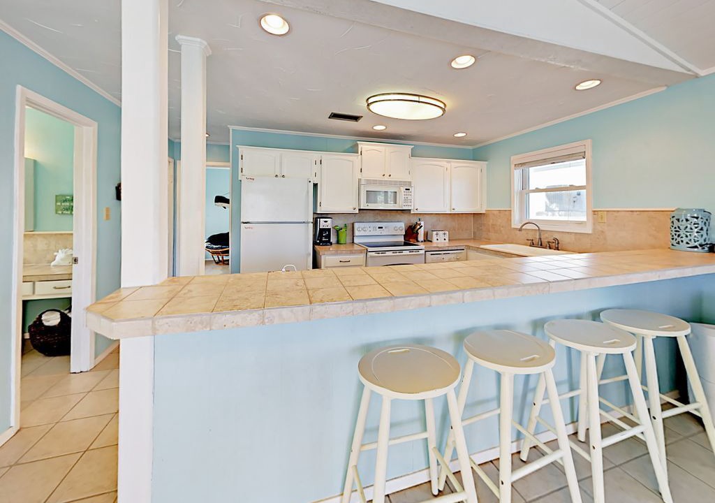 Photo of Kitchen in Terramar Beach