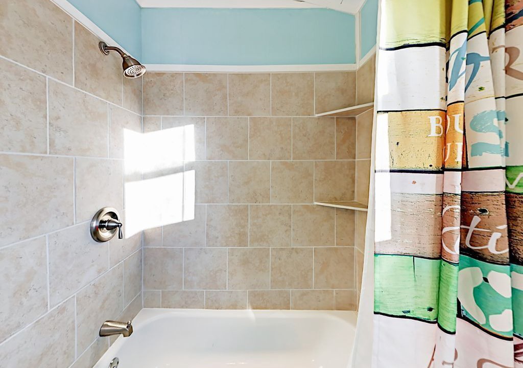 Photo of Bathroom in Terramar Beach
