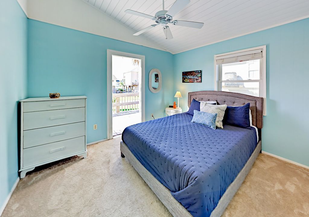 Photo of Bedroom in Terramar Beach