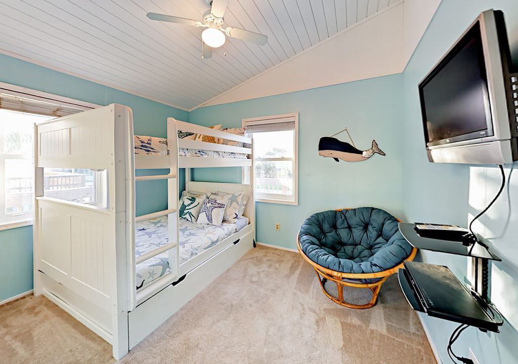 Photo of Bedroom in Terramar Beach