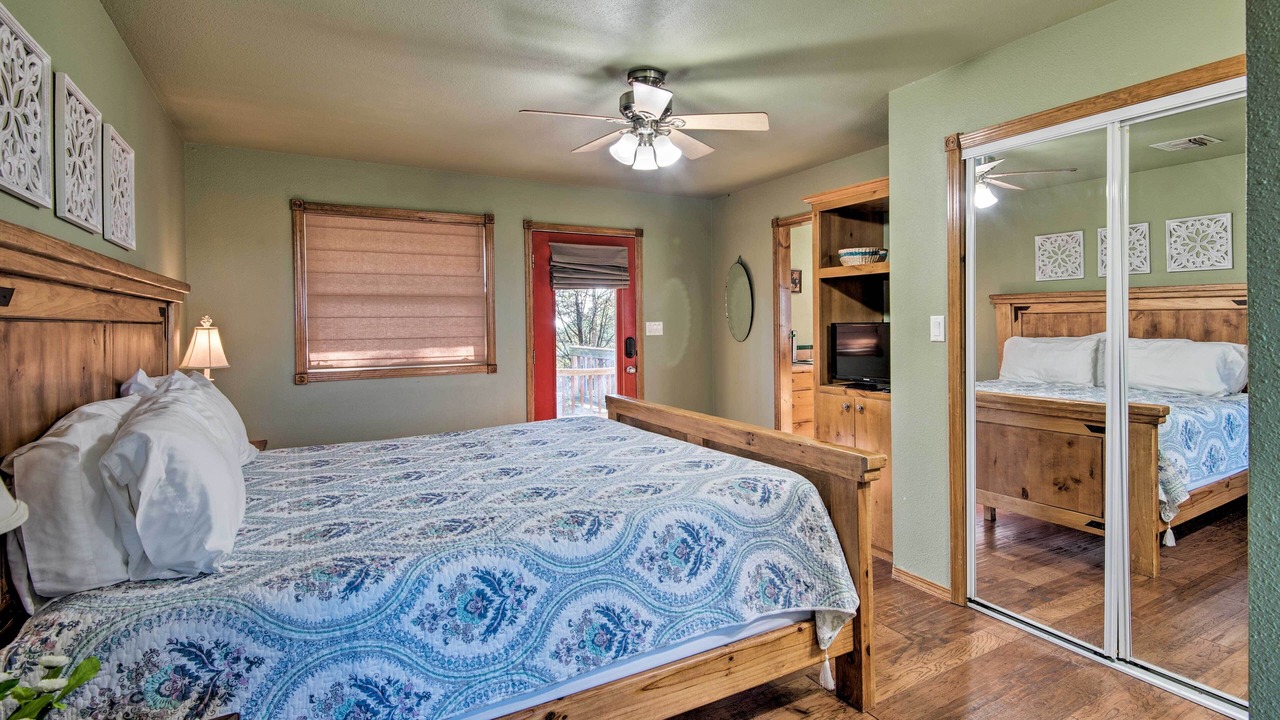 Photo of Bedroom in Broken Bow