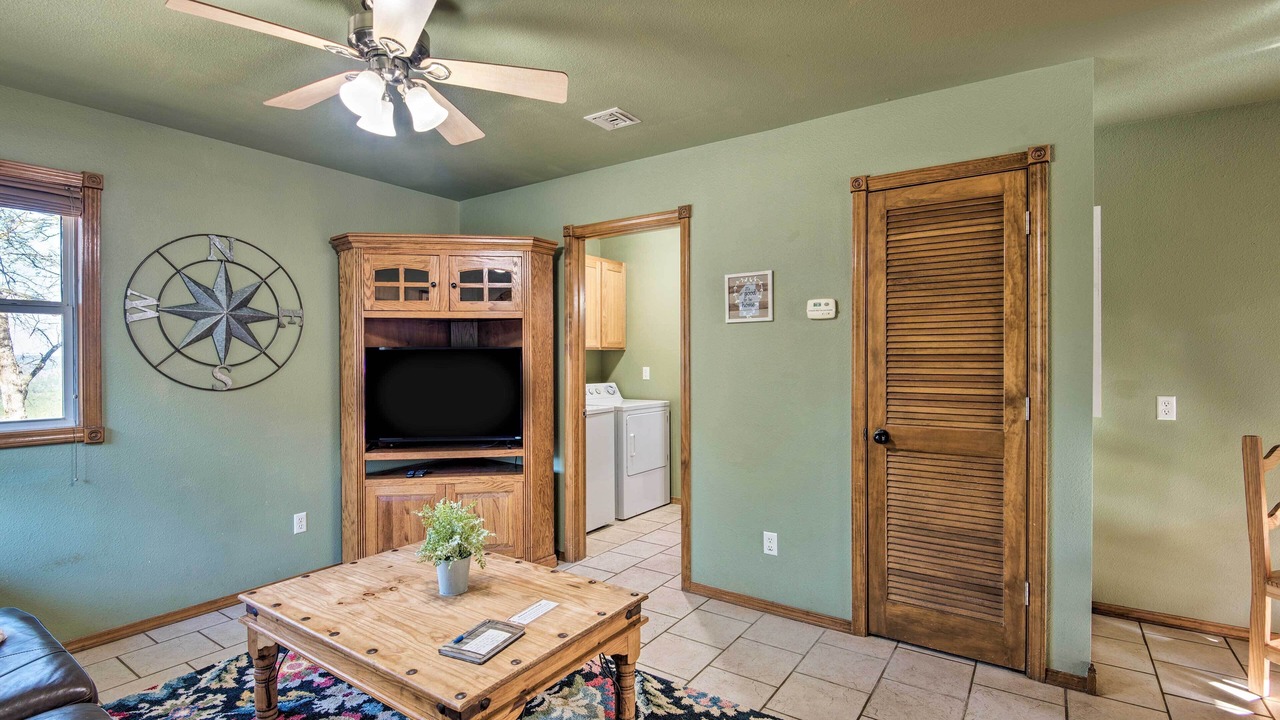 Photo of Livingroom in Broken Bow