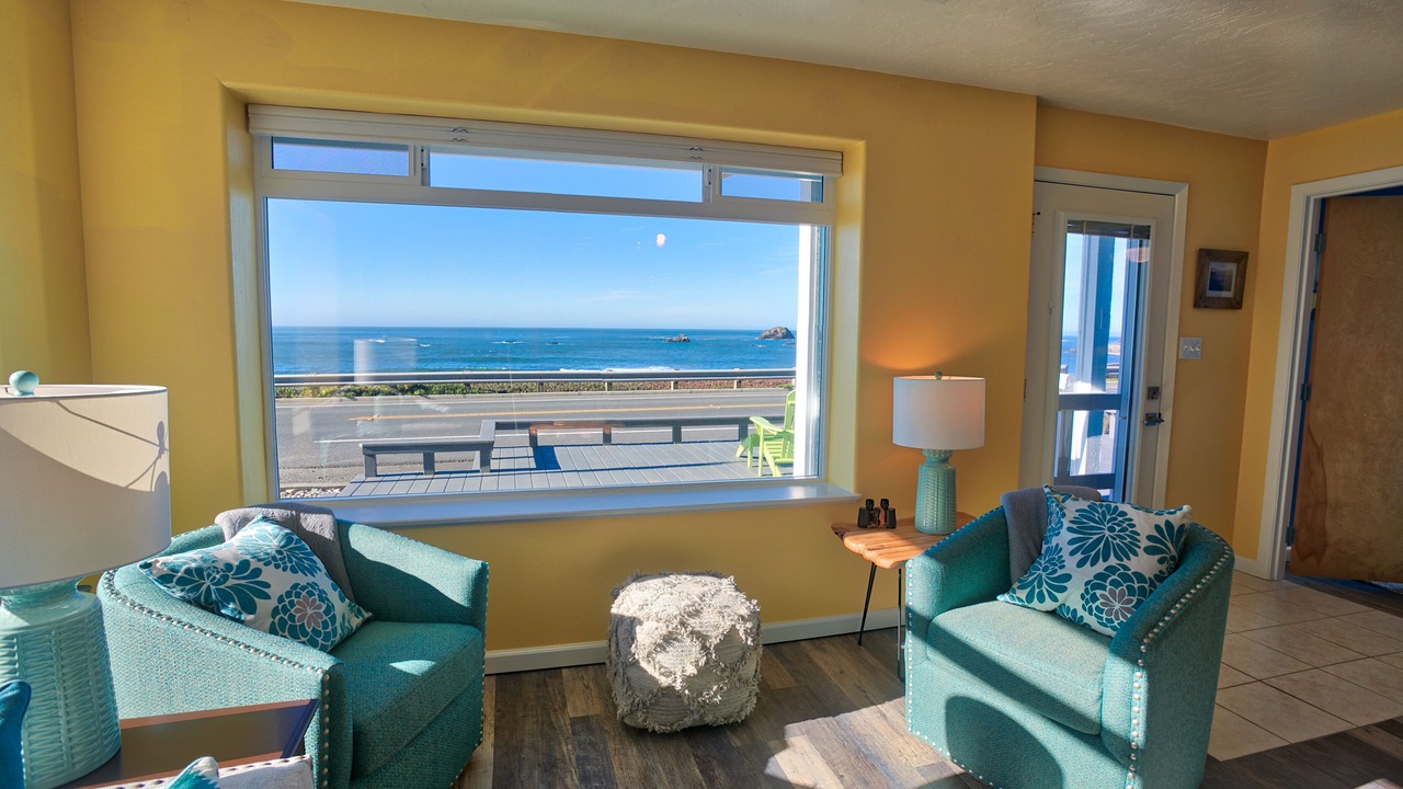 Photo of Livingroom in Crescent City North