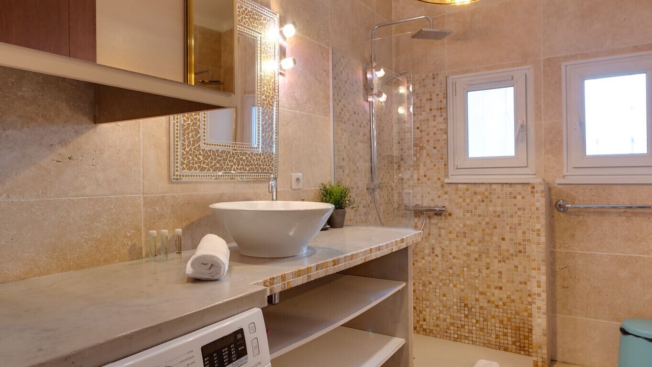 Photo of Bathroom in Annecy Old Town