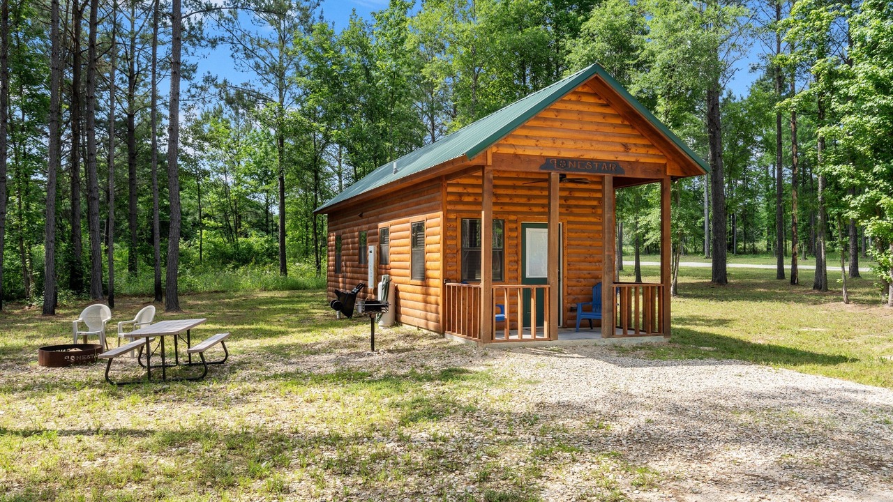 Photo of Outdoor in Golden