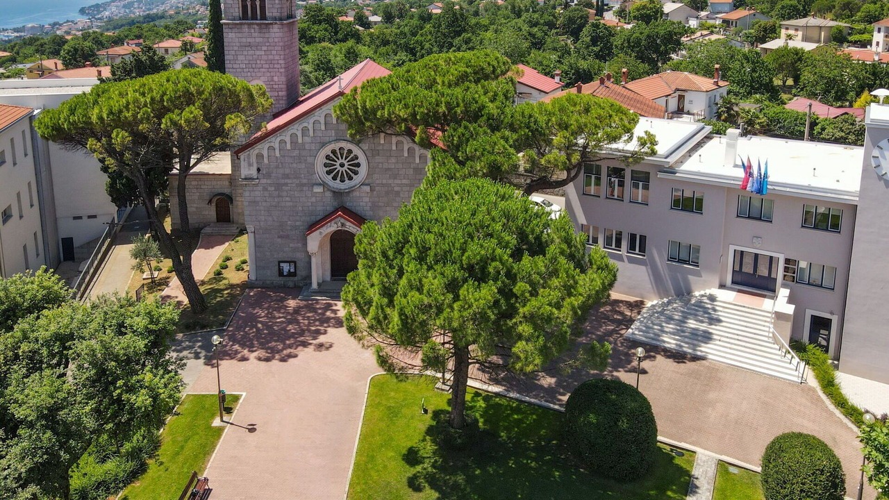 Photo of Others in Sarsoni