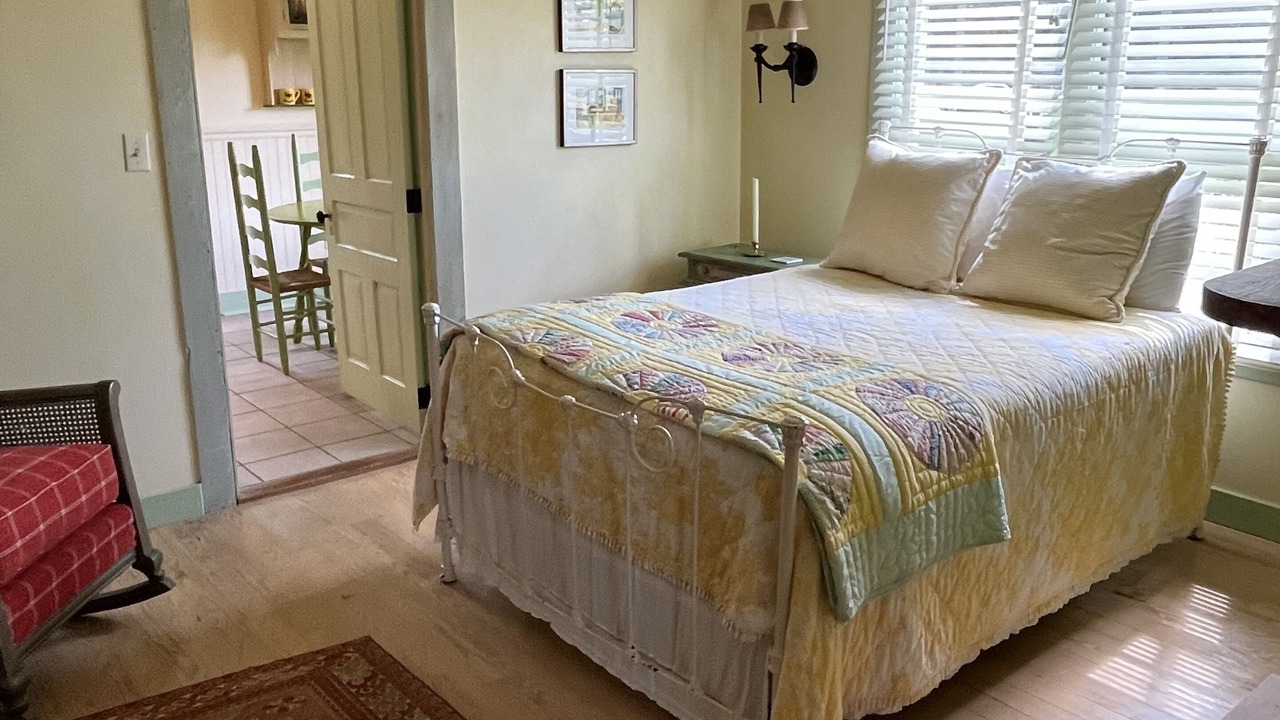Photo of Bedroom in Barium Springs