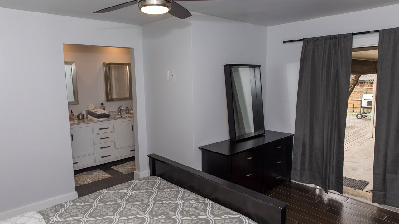 Photo of Bedroom in South Lamar