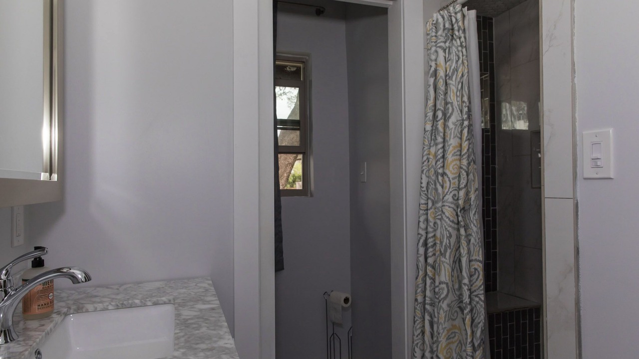 Photo of Bathroom in South Lamar