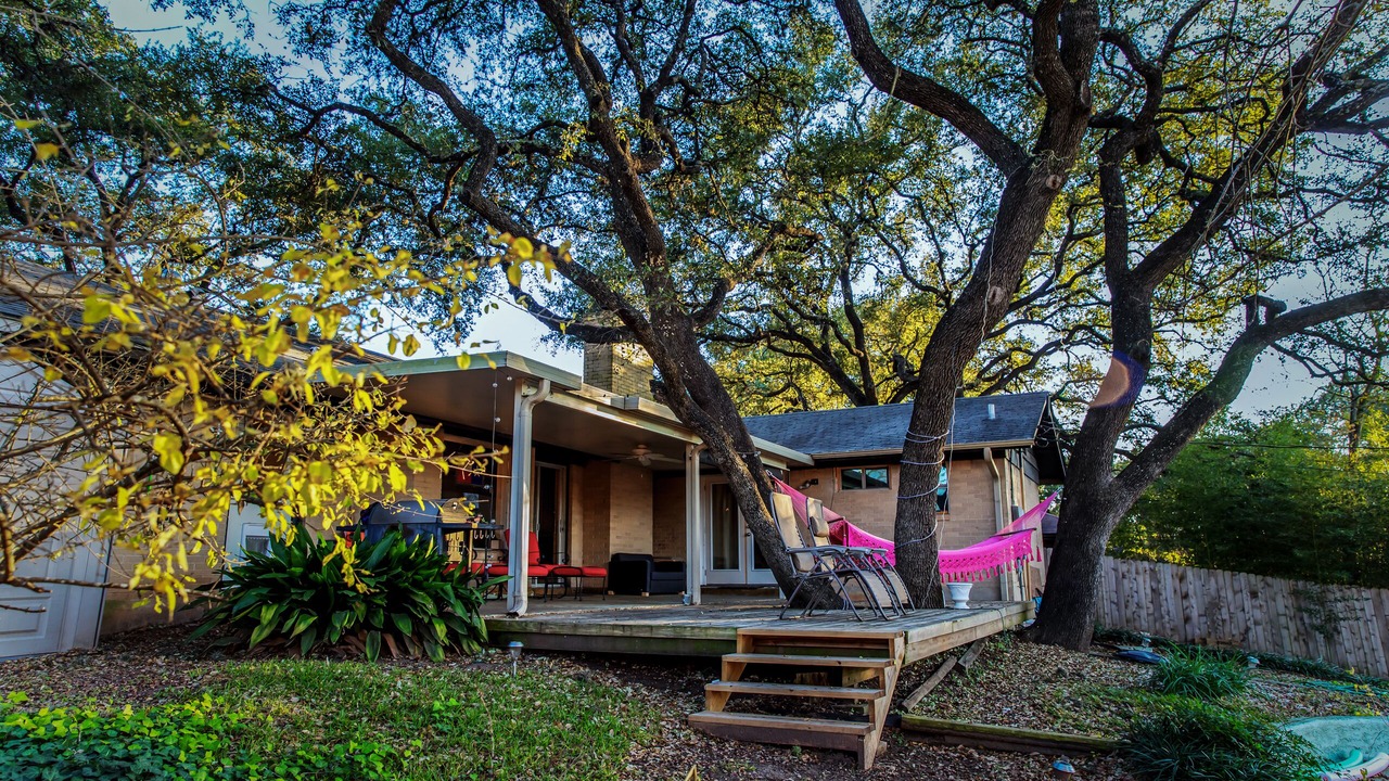Photo of Patio Balcony in South Lamar