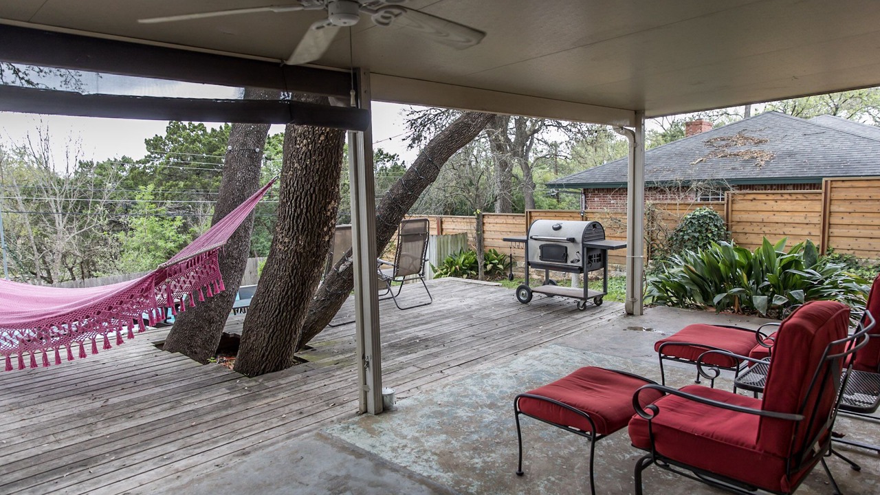 Photo of Patio Balcony in South Lamar
