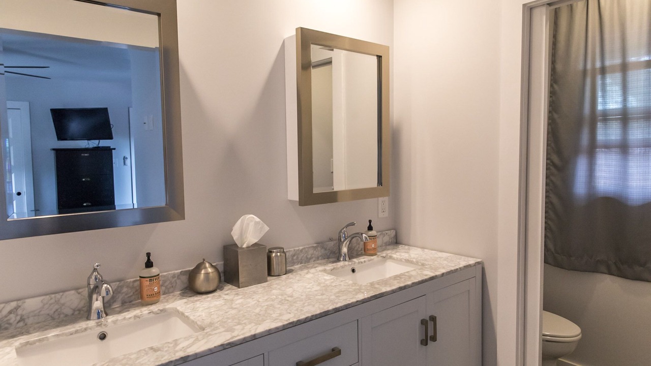 Photo of Bathroom in South Lamar
