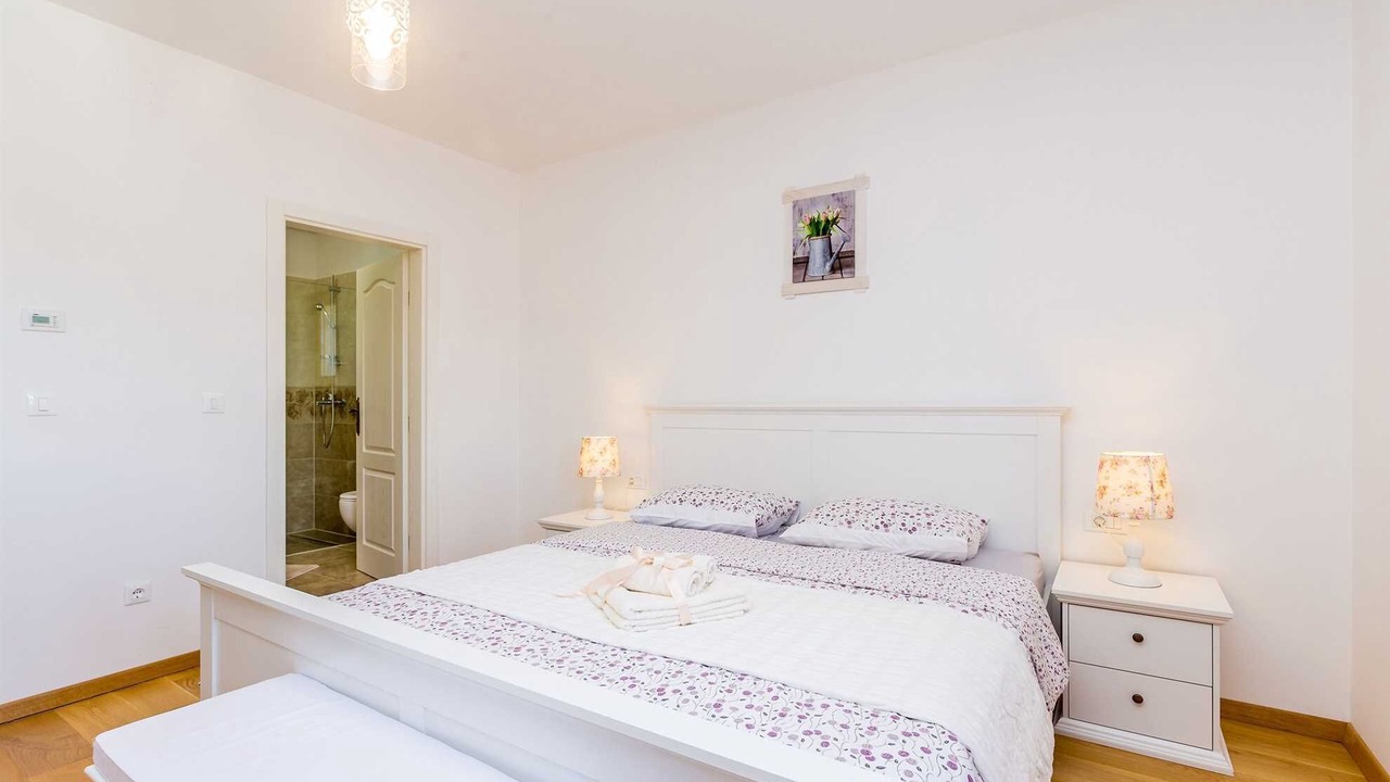 Photo of Bedroom in Kras