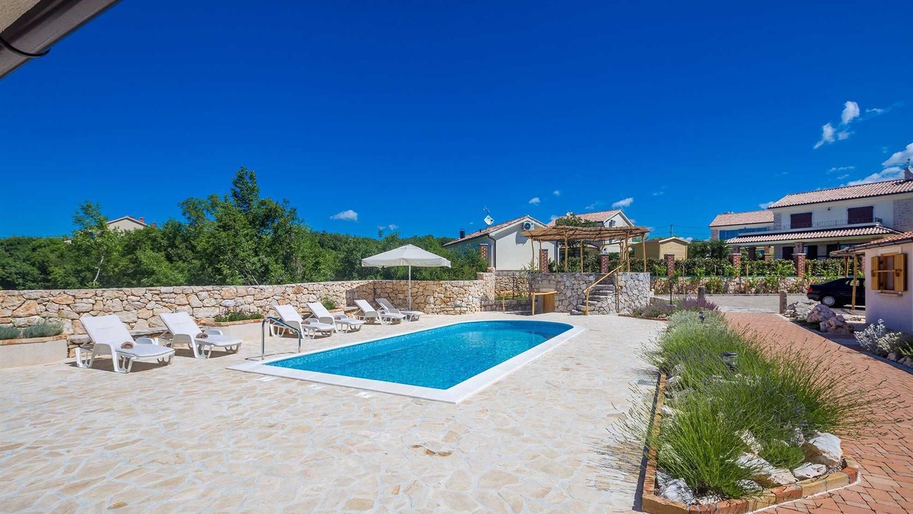 Photo of Outdoor in Kras