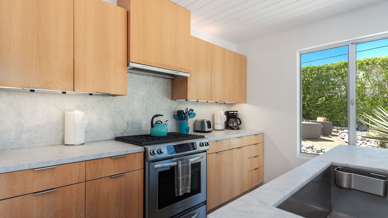 Photo of Kitchen in Racquet Club Estates