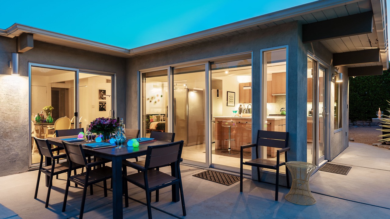 Photo of Outdoor in Racquet Club Estates