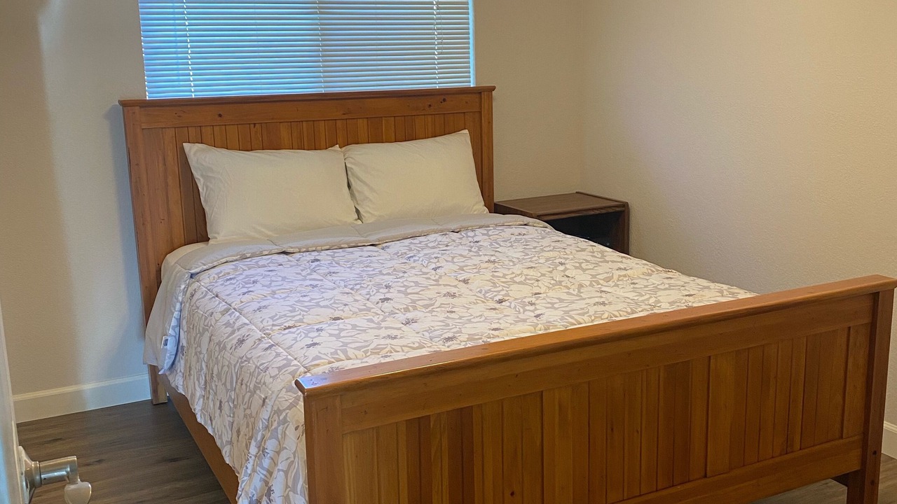 Photo of Bedroom in Oakdale