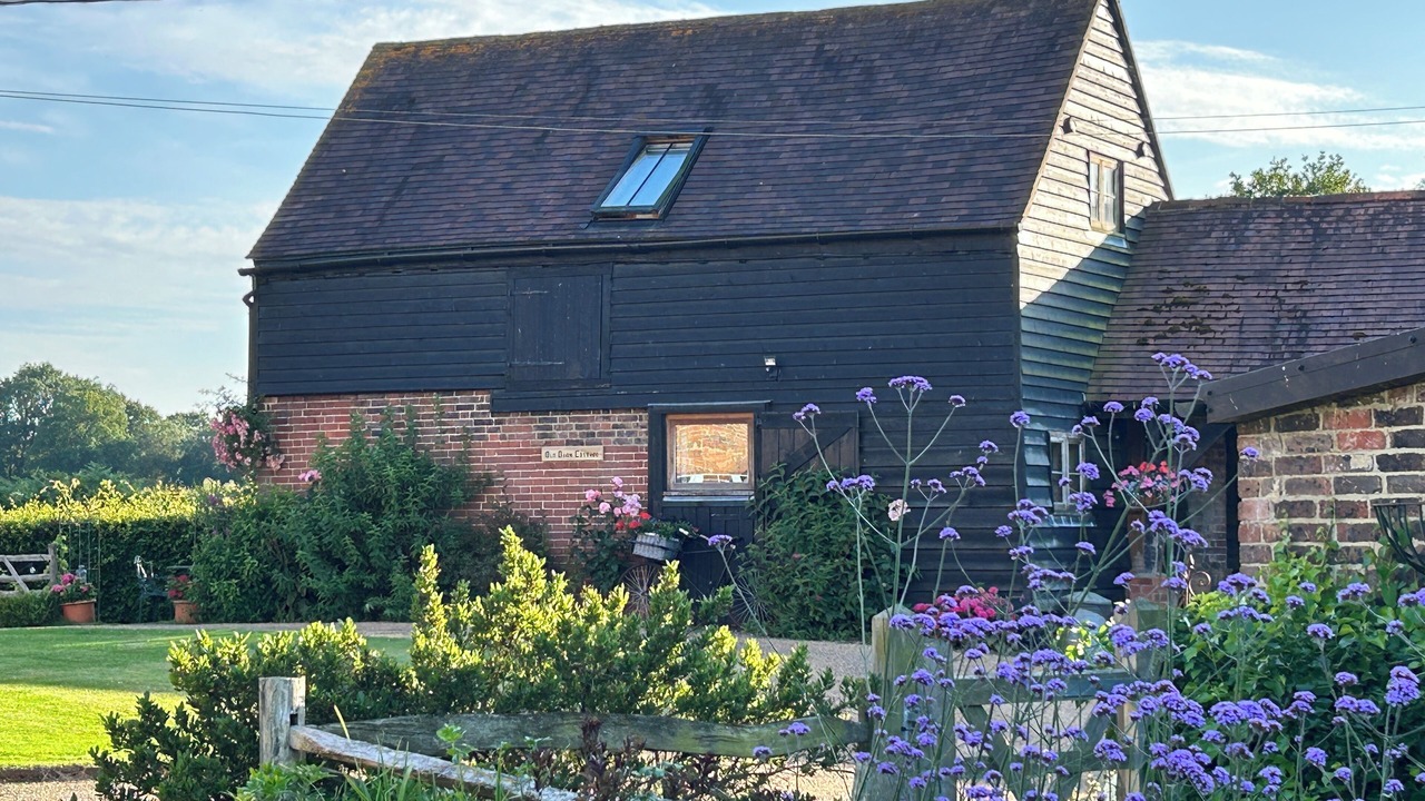 Photo of Outdoor in Crawley Down