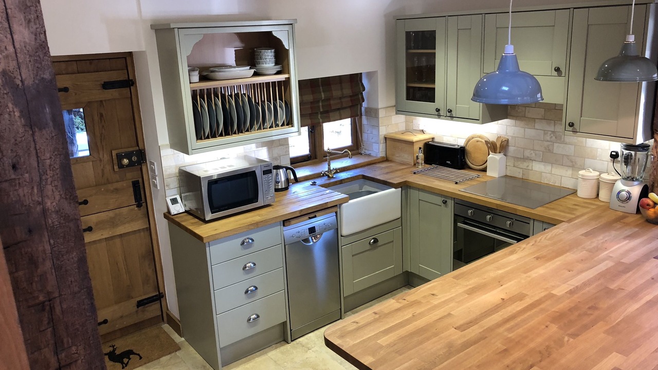 Photo of Kitchen in Crawley Down